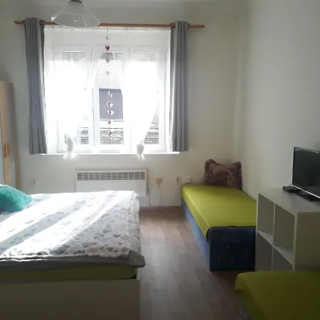 Apartmany Karlstejn Exterior photo